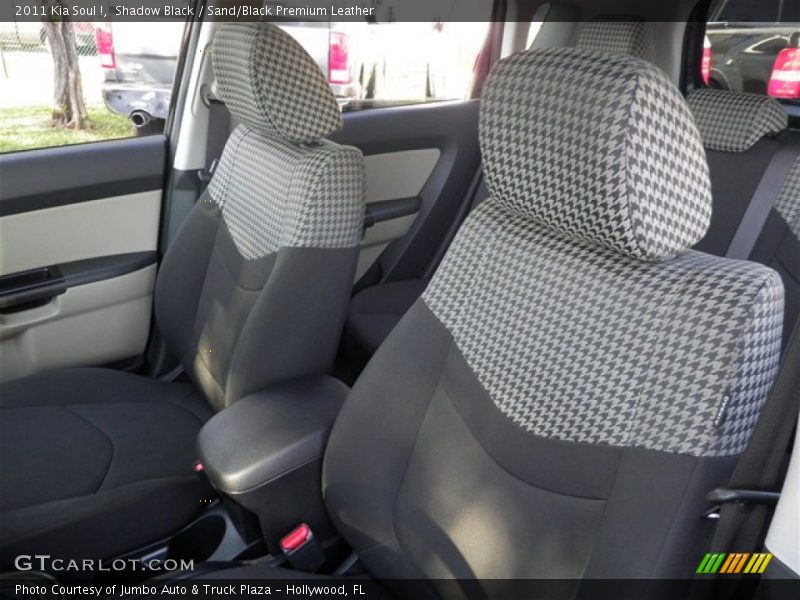 Shadow Black / Sand/Black Premium Leather 2011 Kia Soul !