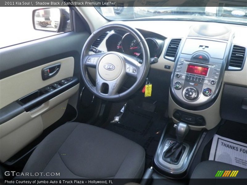 Shadow Black / Sand/Black Premium Leather 2011 Kia Soul !