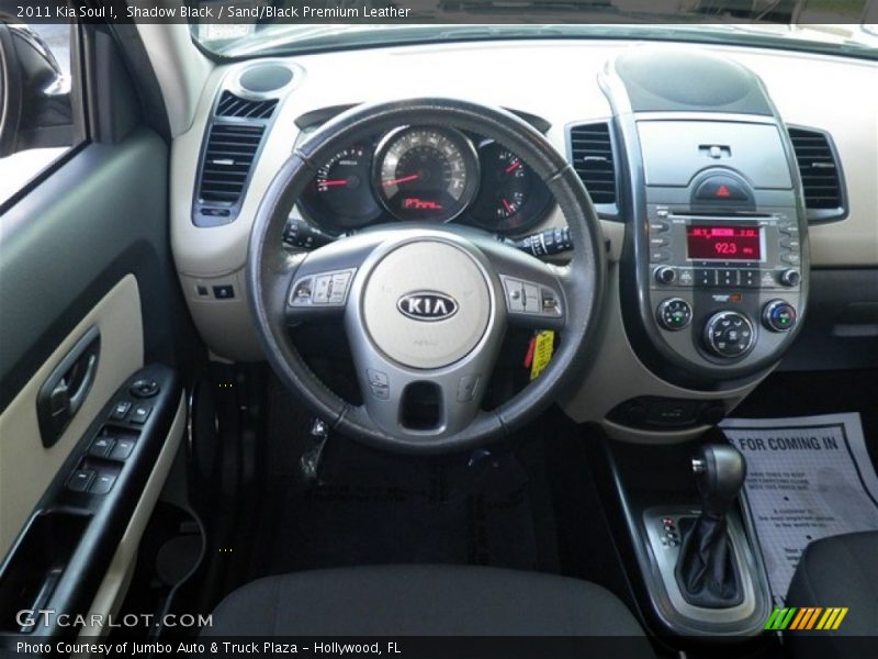 Shadow Black / Sand/Black Premium Leather 2011 Kia Soul !