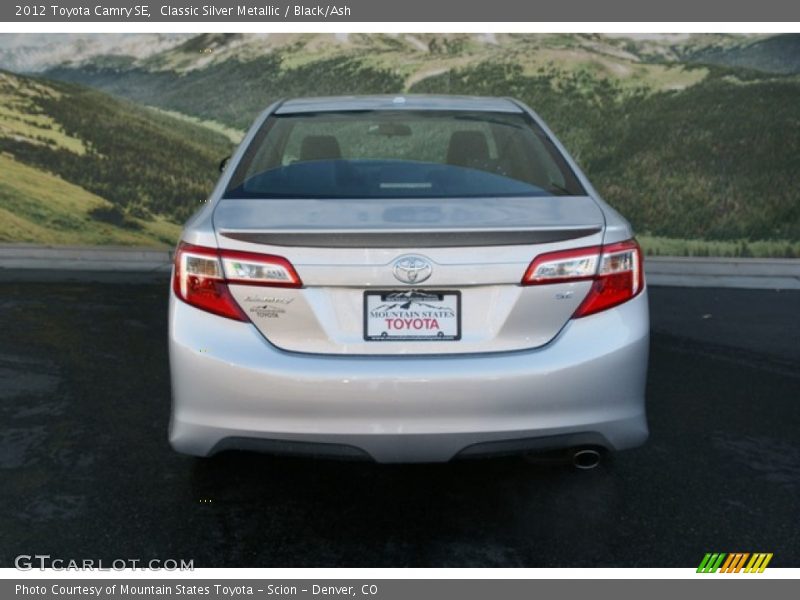 Classic Silver Metallic / Black/Ash 2012 Toyota Camry SE