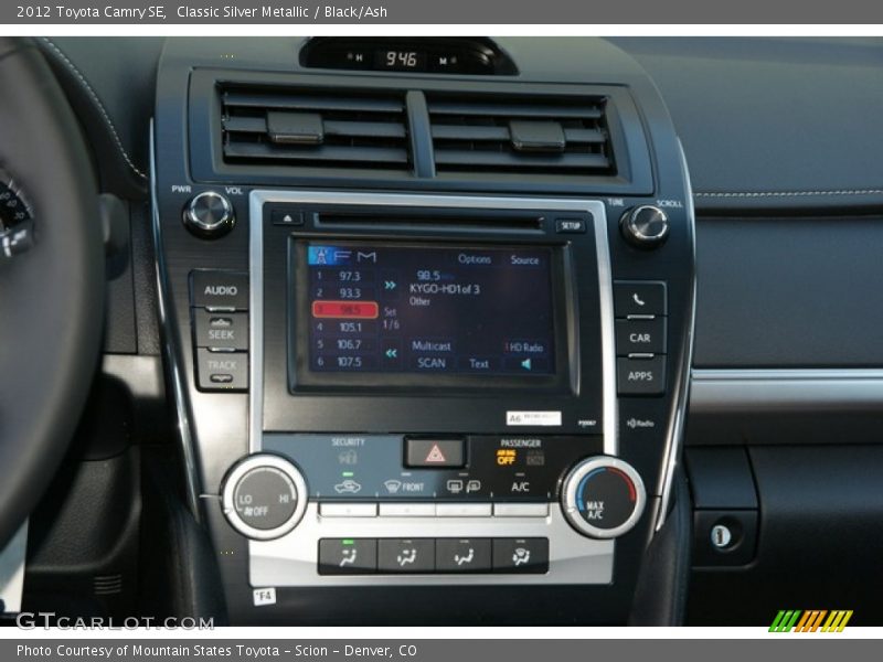 Classic Silver Metallic / Black/Ash 2012 Toyota Camry SE