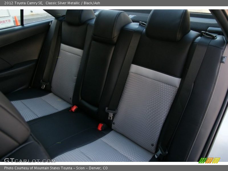Classic Silver Metallic / Black/Ash 2012 Toyota Camry SE