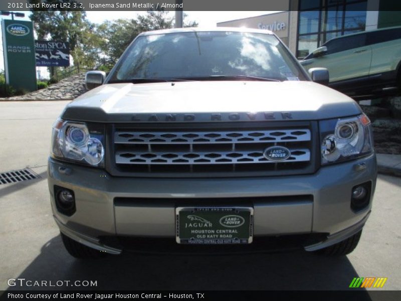Ipanema Sand Metallic / Almond 2012 Land Rover LR2 3.2