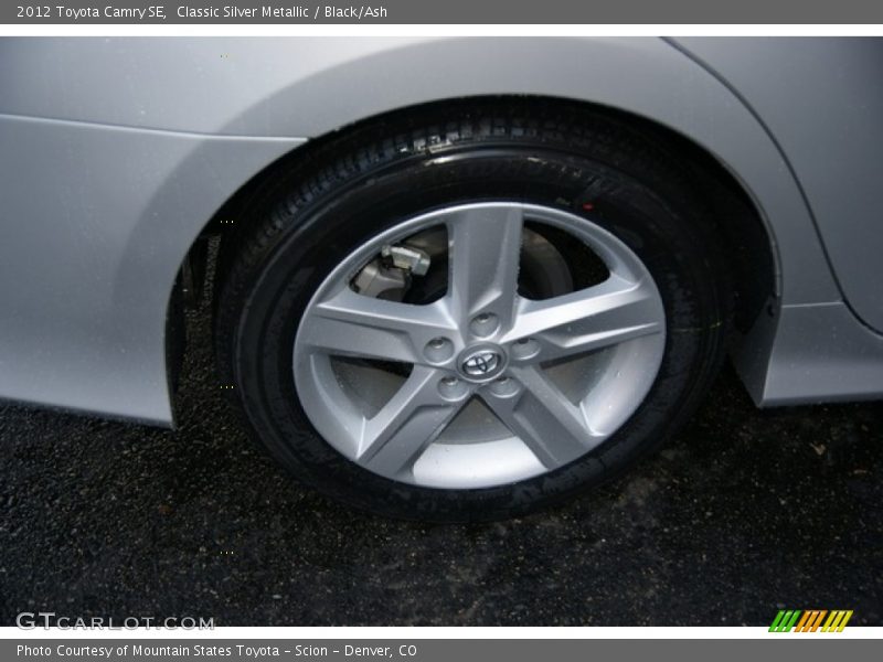 Classic Silver Metallic / Black/Ash 2012 Toyota Camry SE