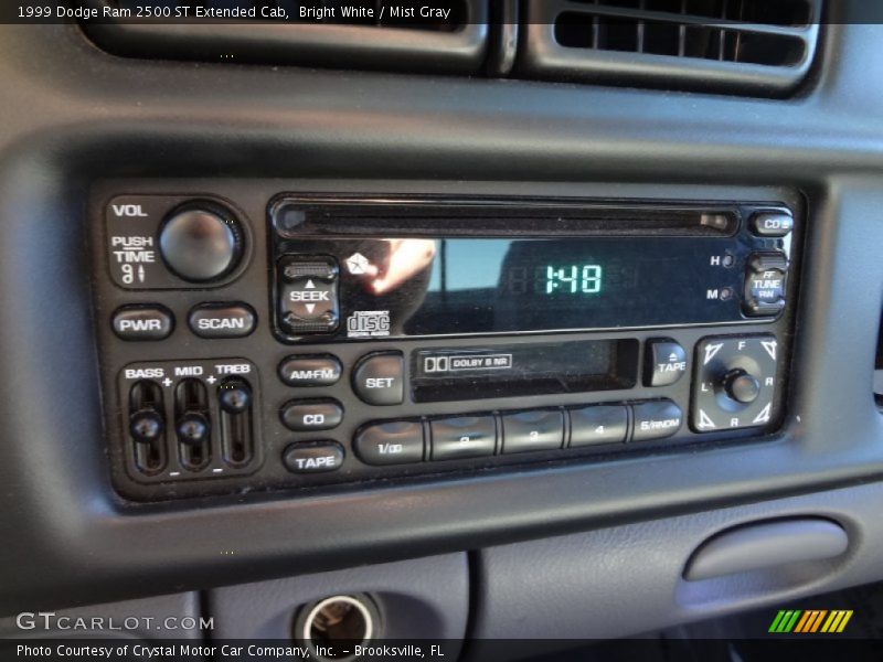 Audio System of 1999 Ram 2500 ST Extended Cab