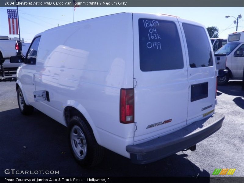 Summit White / Medium Gray 2004 Chevrolet Astro AWD Cargo Van