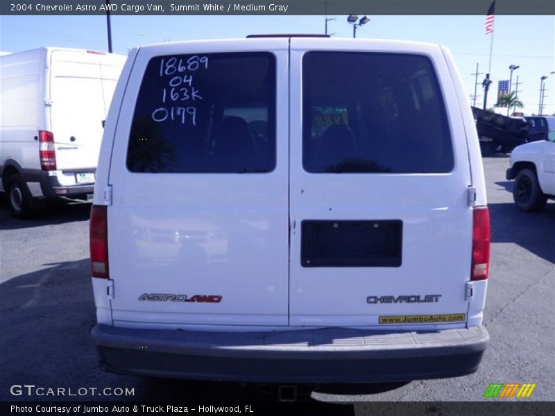 Summit White / Medium Gray 2004 Chevrolet Astro AWD Cargo Van