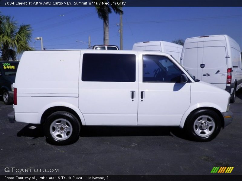  2004 Astro AWD Cargo Van Summit White