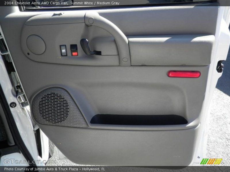 Summit White / Medium Gray 2004 Chevrolet Astro AWD Cargo Van