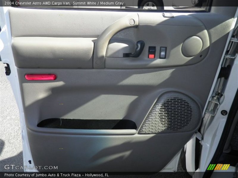 Summit White / Medium Gray 2004 Chevrolet Astro AWD Cargo Van