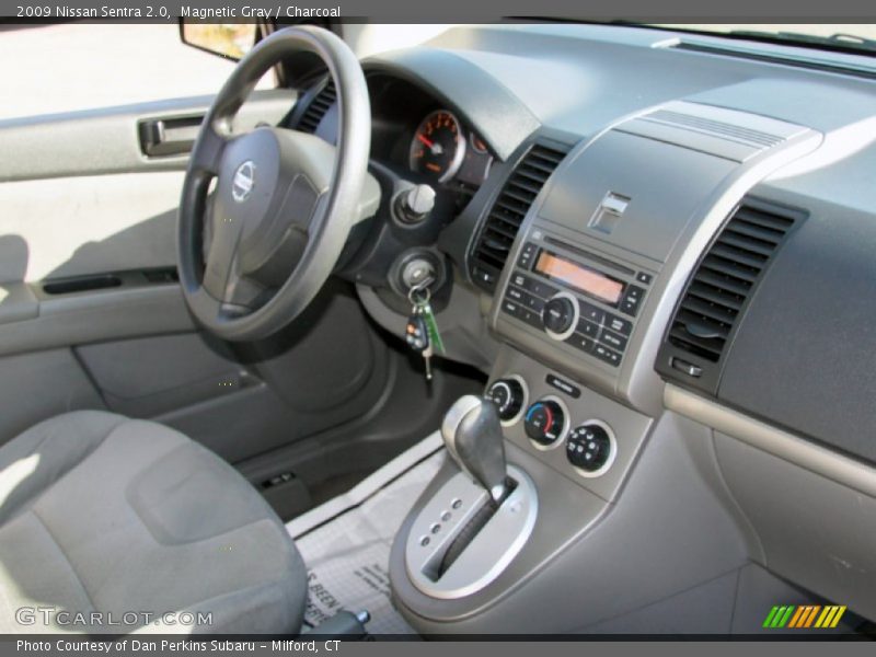 Magnetic Gray / Charcoal 2009 Nissan Sentra 2.0