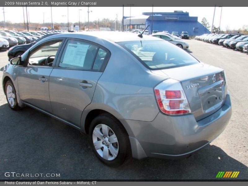 Magnetic Gray / Charcoal 2009 Nissan Sentra 2.0