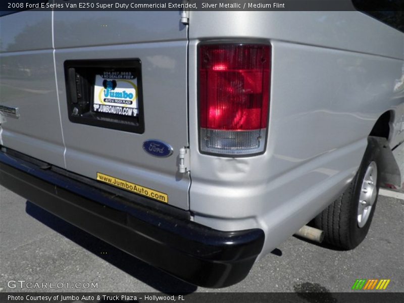 Silver Metallic / Medium Flint 2008 Ford E Series Van E250 Super Duty Commericial Extended