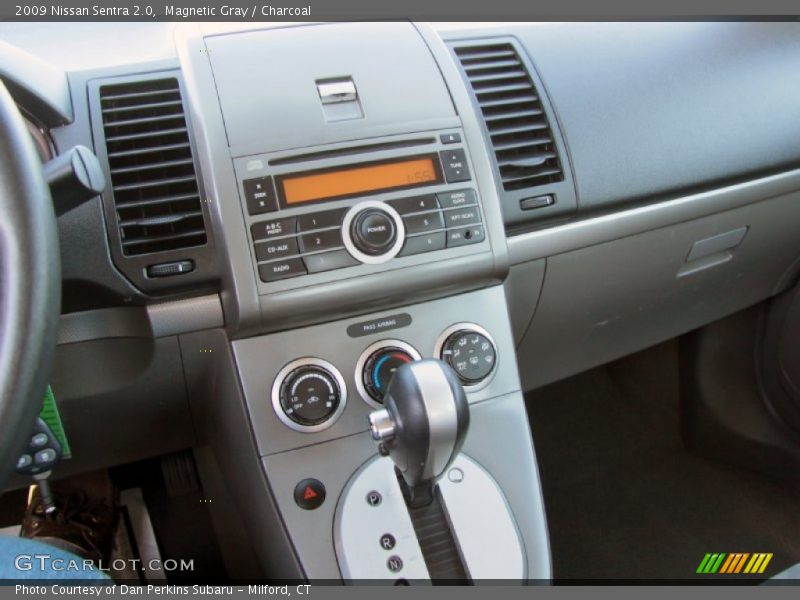 Magnetic Gray / Charcoal 2009 Nissan Sentra 2.0