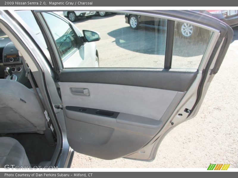 Magnetic Gray / Charcoal 2009 Nissan Sentra 2.0