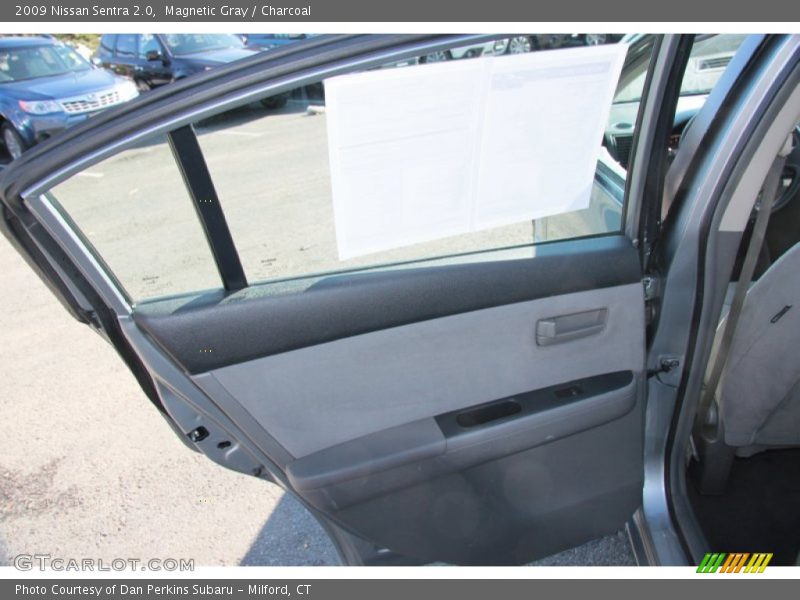 Magnetic Gray / Charcoal 2009 Nissan Sentra 2.0