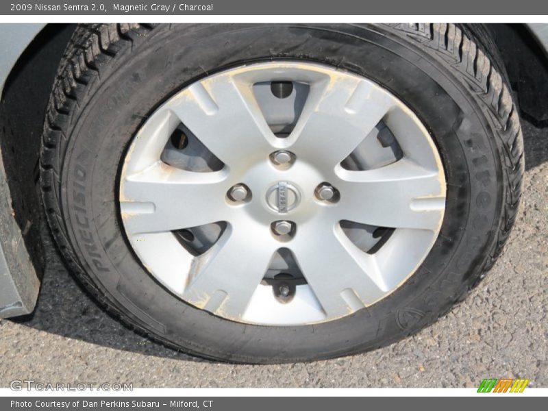 Magnetic Gray / Charcoal 2009 Nissan Sentra 2.0