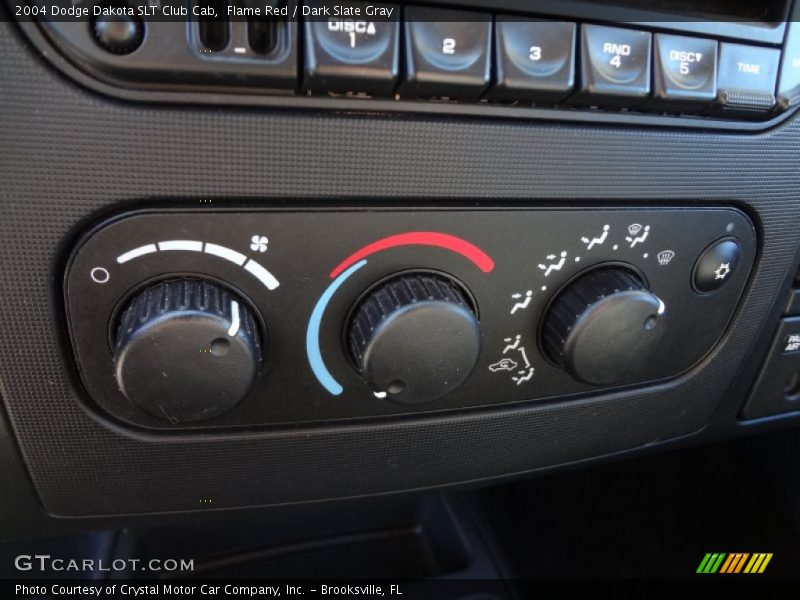Controls of 2004 Dakota SLT Club Cab