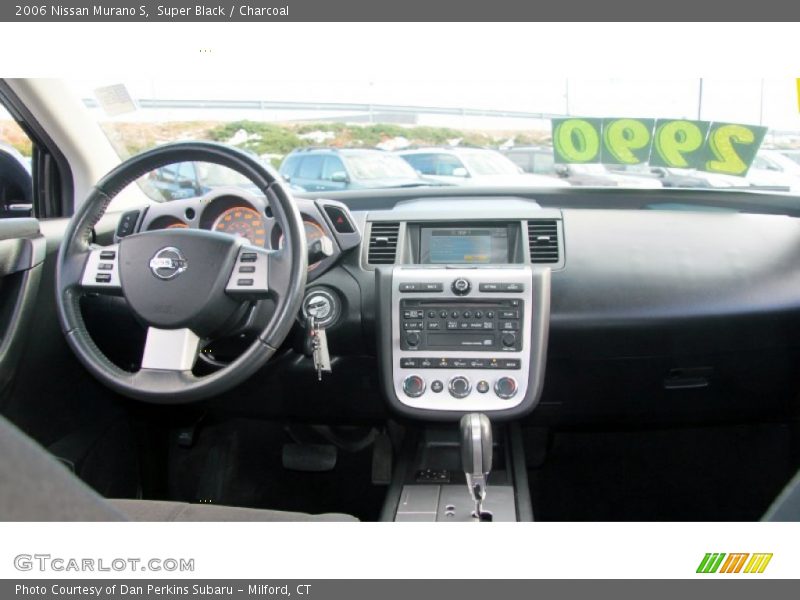 Super Black / Charcoal 2006 Nissan Murano S