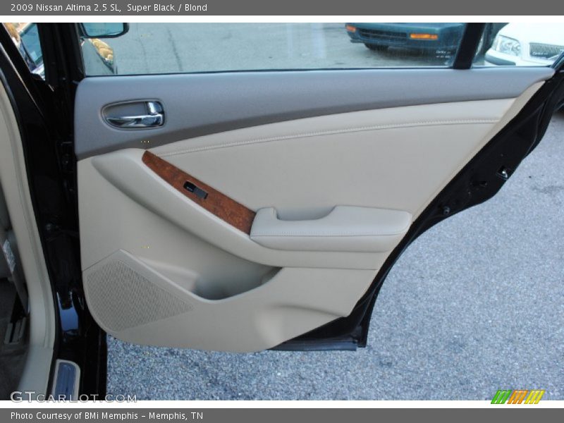 Super Black / Blond 2009 Nissan Altima 2.5 SL
