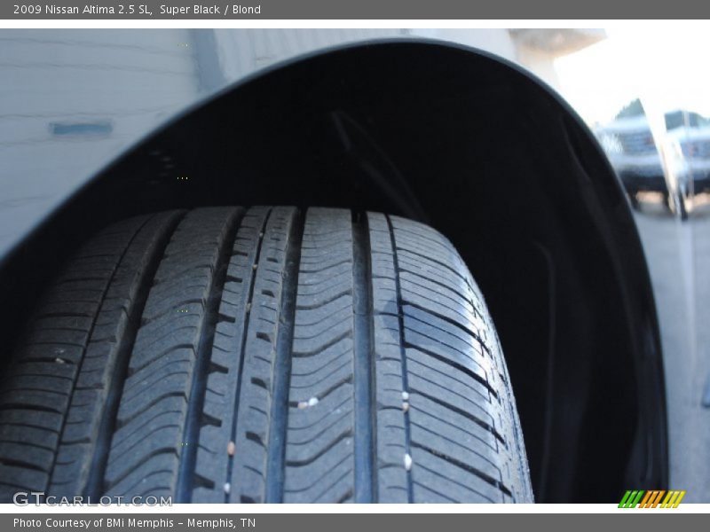 Super Black / Blond 2009 Nissan Altima 2.5 SL
