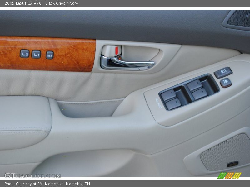 Black Onyx / Ivory 2005 Lexus GX 470