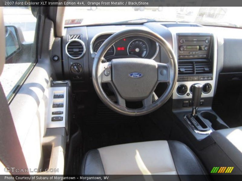 Dashboard of 2007 Explorer XLT Ironman Edition 4x4