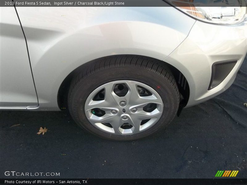 Ingot Silver / Charcoal Black/Light Stone 2013 Ford Fiesta S Sedan