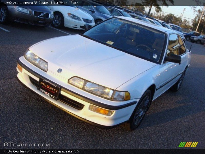 Frost White / Black 1992 Acura Integra RS Coupe