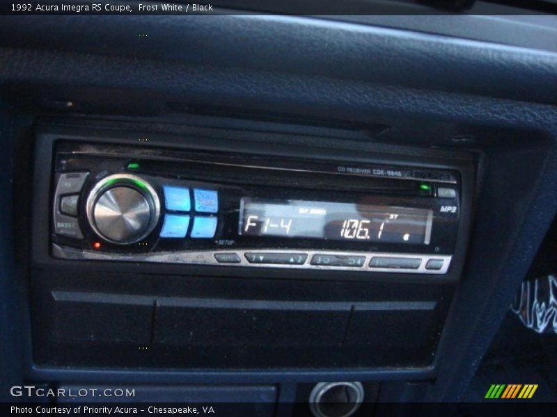 Frost White / Black 1992 Acura Integra RS Coupe