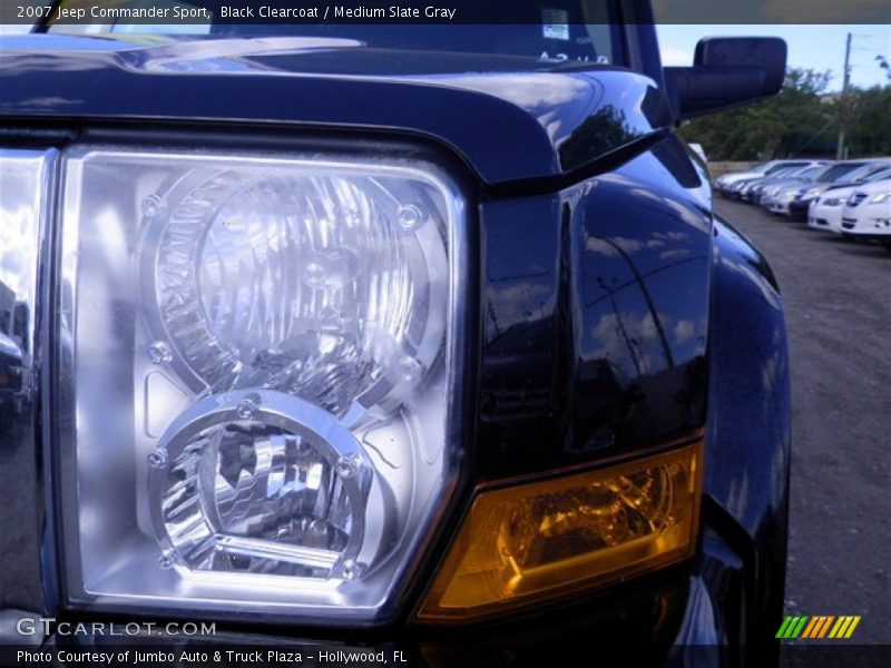 Black Clearcoat / Medium Slate Gray 2007 Jeep Commander Sport