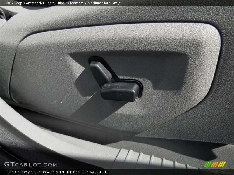 Black Clearcoat / Medium Slate Gray 2007 Jeep Commander Sport
