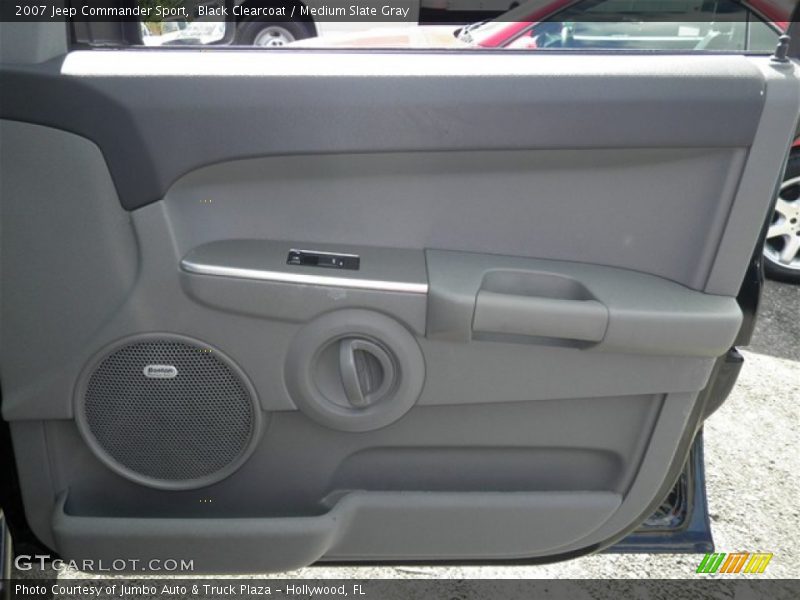 Black Clearcoat / Medium Slate Gray 2007 Jeep Commander Sport