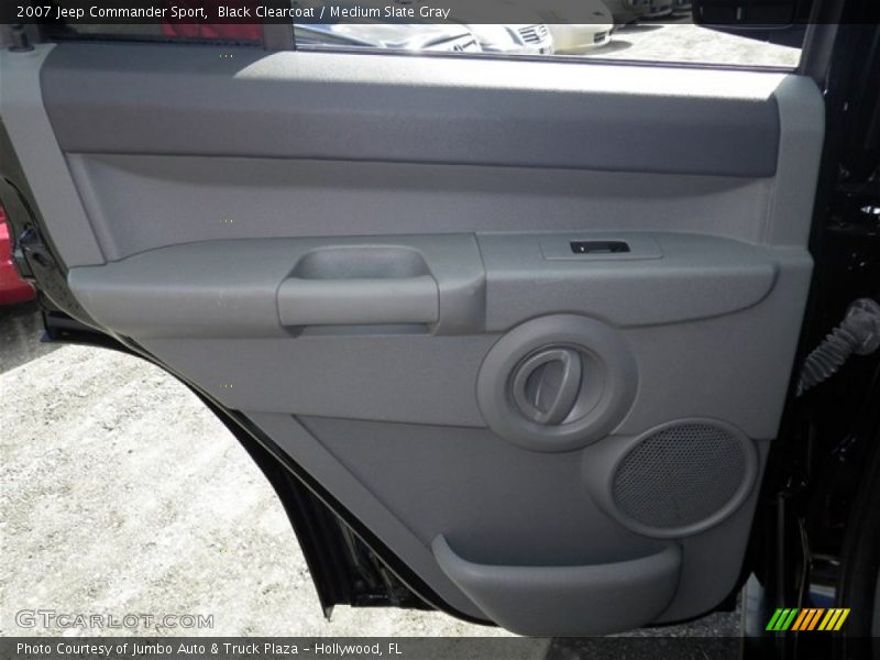 Black Clearcoat / Medium Slate Gray 2007 Jeep Commander Sport