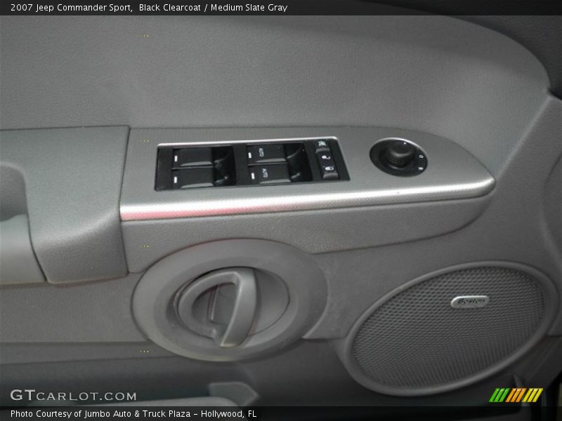 Black Clearcoat / Medium Slate Gray 2007 Jeep Commander Sport