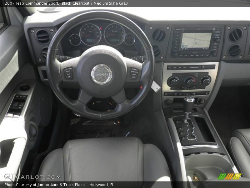 Black Clearcoat / Medium Slate Gray 2007 Jeep Commander Sport