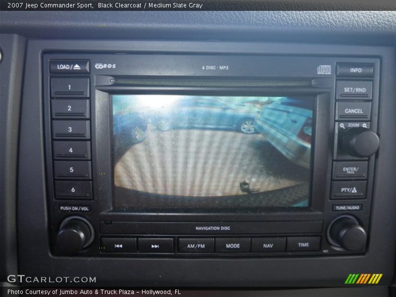 Black Clearcoat / Medium Slate Gray 2007 Jeep Commander Sport