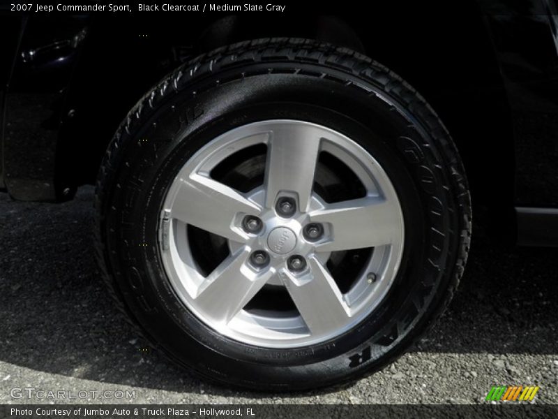 Black Clearcoat / Medium Slate Gray 2007 Jeep Commander Sport