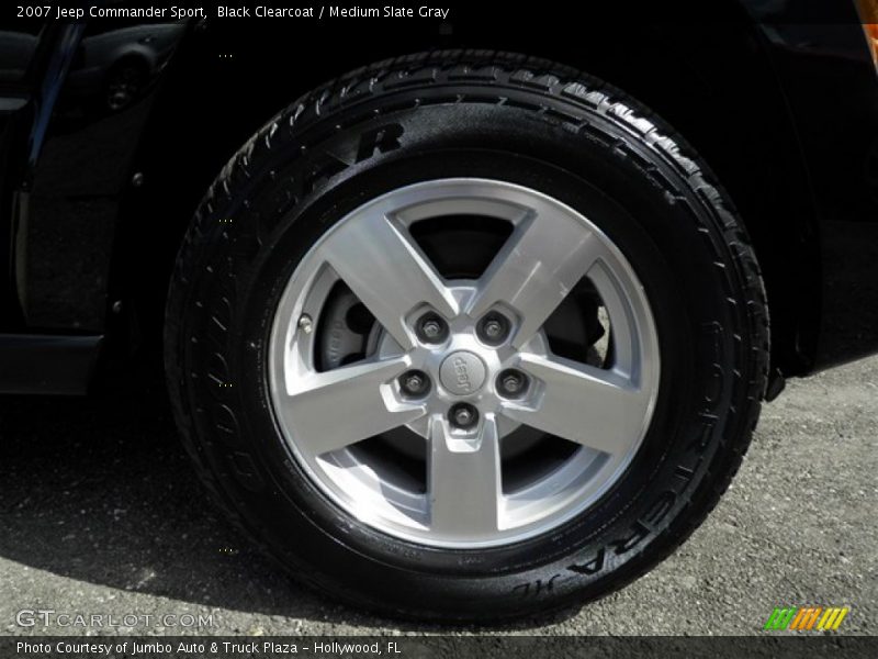 Black Clearcoat / Medium Slate Gray 2007 Jeep Commander Sport