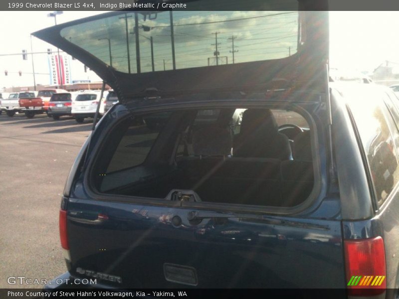 Indigo Blue Metallic / Graphite 1999 Chevrolet Blazer LS 4x4