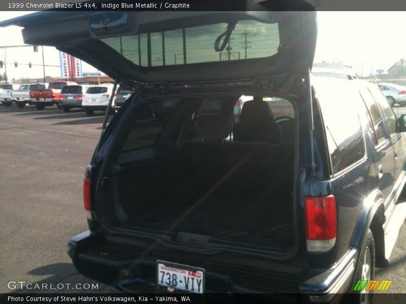 Indigo Blue Metallic / Graphite 1999 Chevrolet Blazer LS 4x4