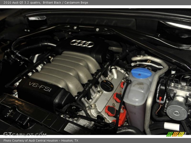 Brilliant Black / Cardamom Beige 2010 Audi Q5 3.2 quattro