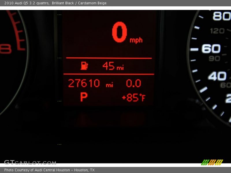 Brilliant Black / Cardamom Beige 2010 Audi Q5 3.2 quattro