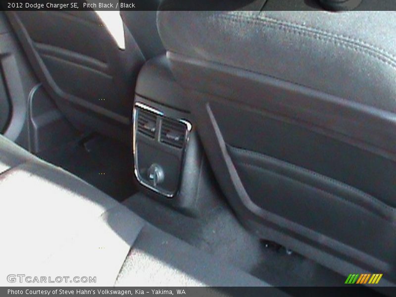 Pitch Black / Black 2012 Dodge Charger SE