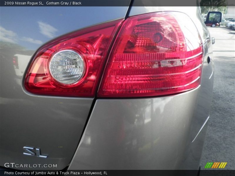 Gotham Gray / Black 2009 Nissan Rogue SL