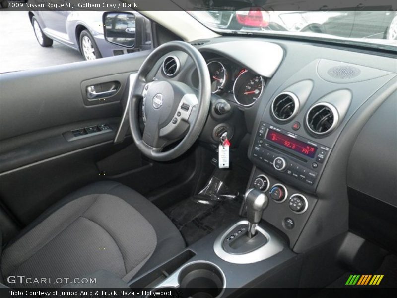 Gotham Gray / Black 2009 Nissan Rogue SL