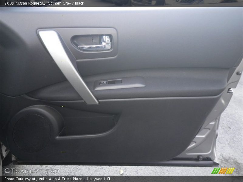 Gotham Gray / Black 2009 Nissan Rogue SL