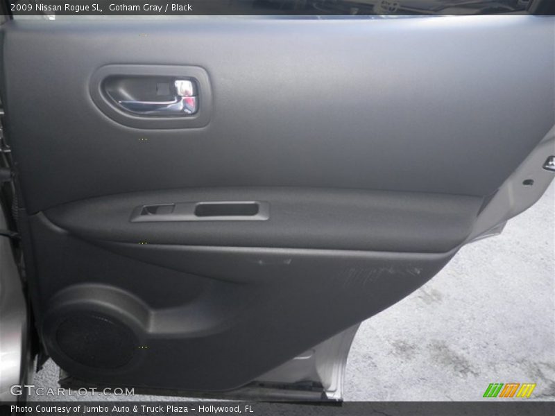 Gotham Gray / Black 2009 Nissan Rogue SL