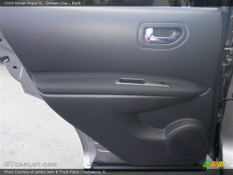 Gotham Gray / Black 2009 Nissan Rogue SL