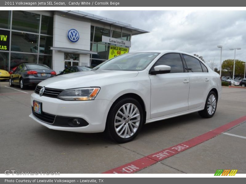 Candy White / Cornsilk Beige 2011 Volkswagen Jetta SEL Sedan
